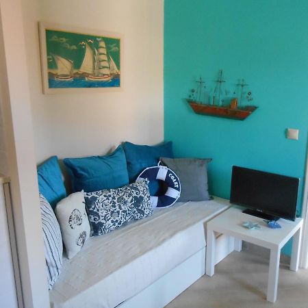 Arapakis apartment 2 Aegina Bagian luar foto