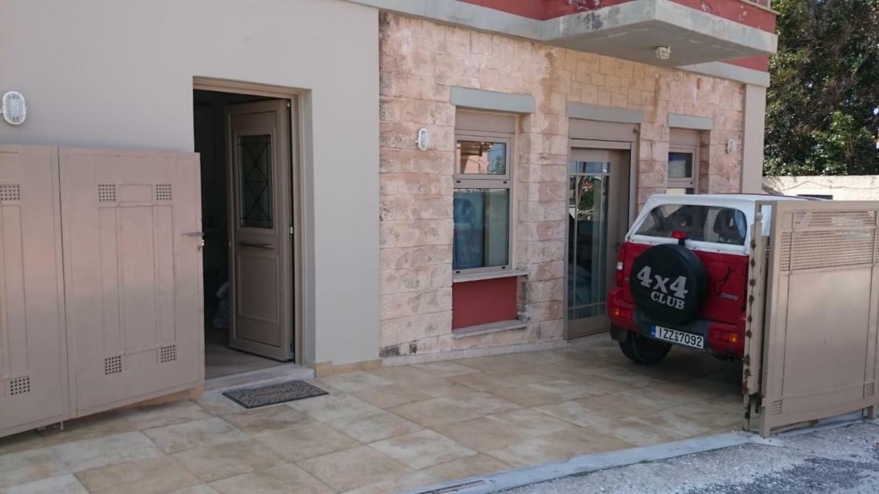 Arapakis apartment 2 Aegina Bagian luar foto
